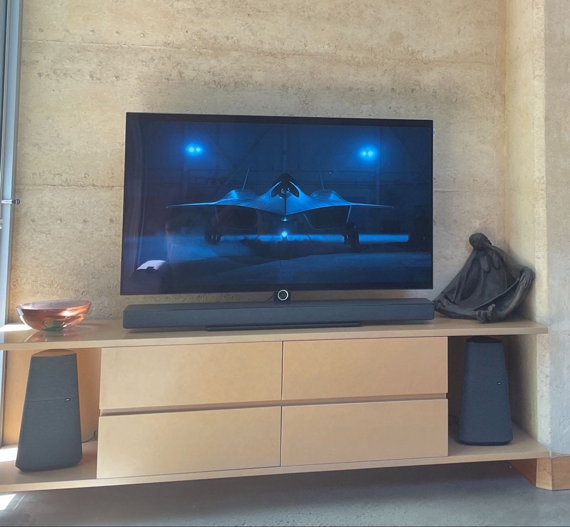 Loewe Home Theatre